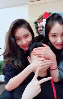 闺蜜们吃瓜娱乐圈,揭秘明星幕后故事